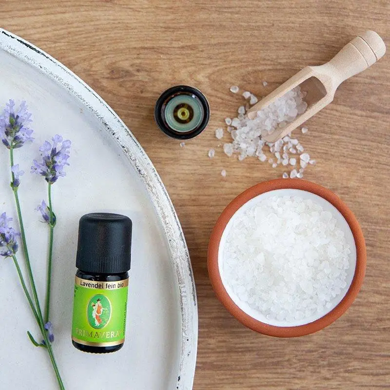 Preparing Aromatherapy Bath: Relax