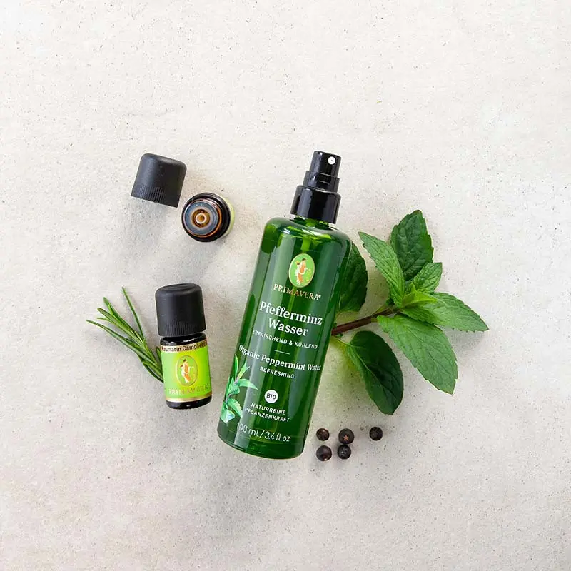 Preparing Refreshing Leg Spray