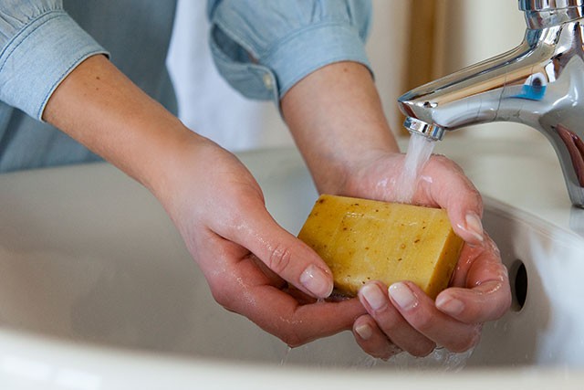 Schritt 1: Hände waschen